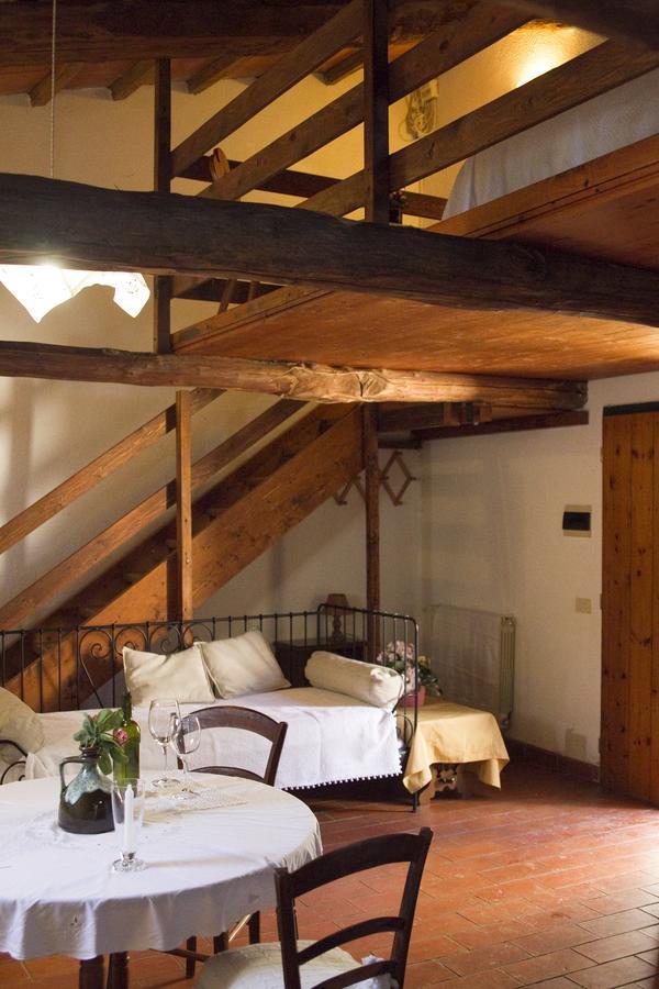 Agriturismo Santa Caterina Castelnuovo di Val di Cecina Pokoj fotografie